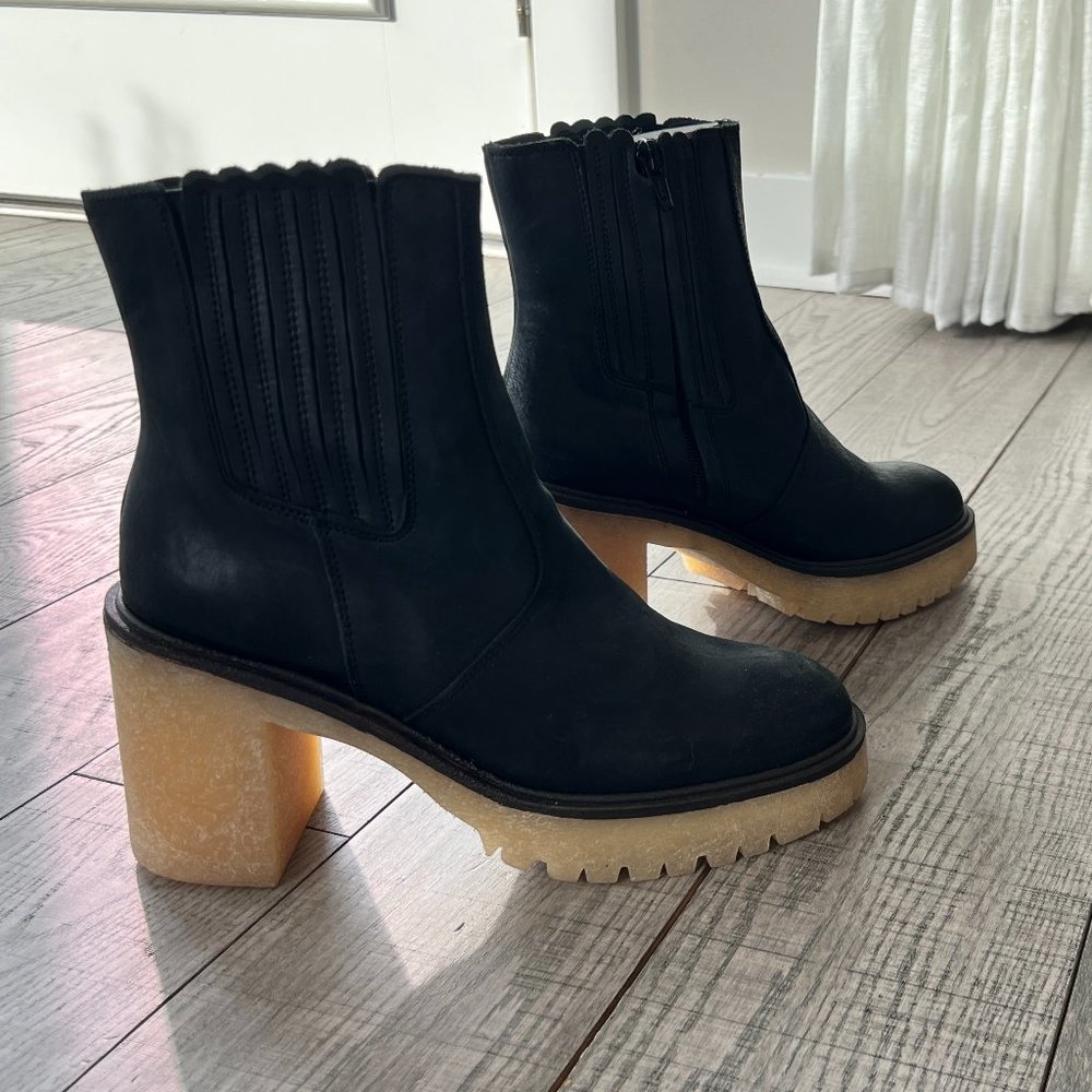 *NIB* Free People - James Chelsea Boot - Black Size 39